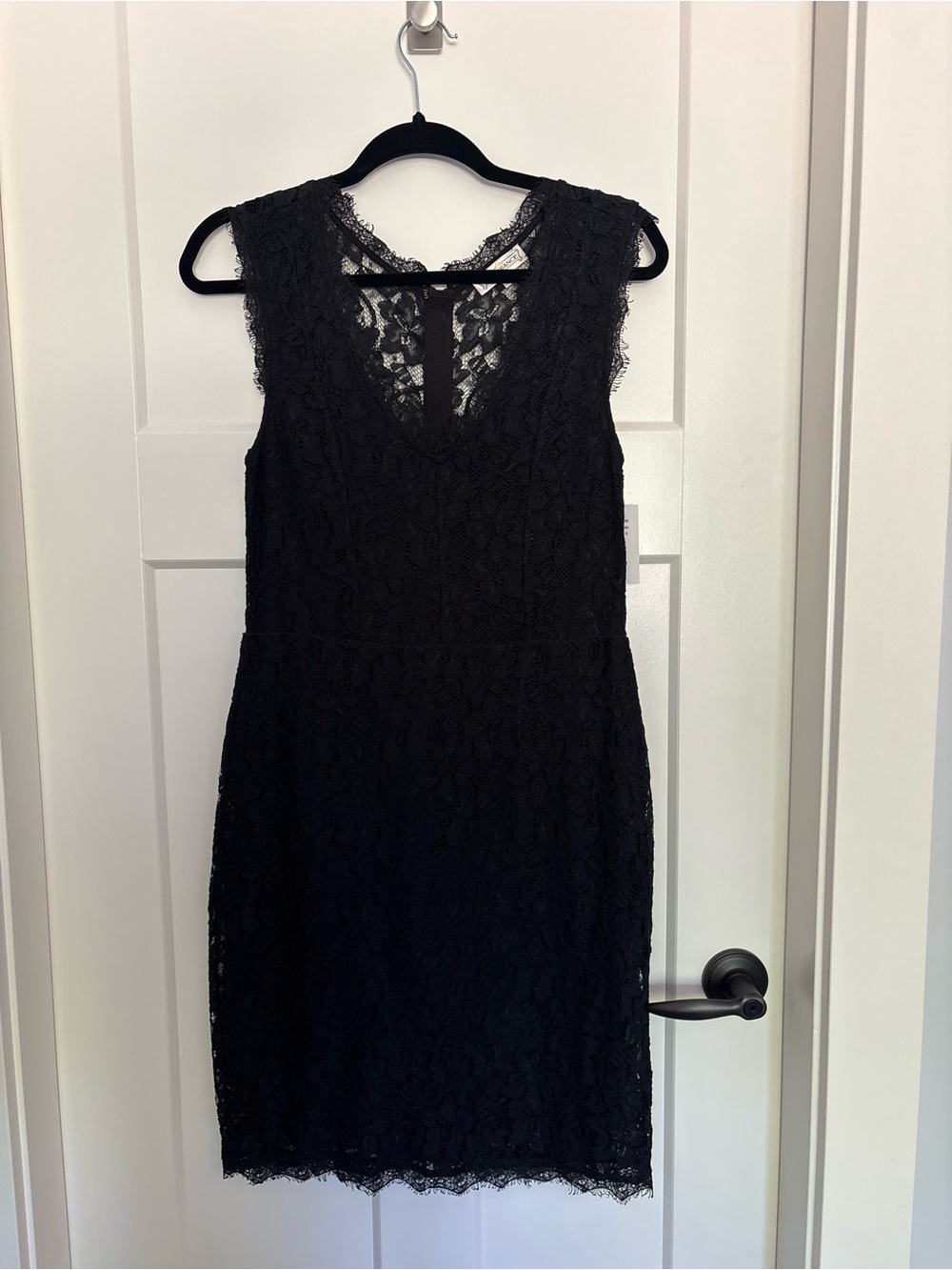 Sleeveless Black Lace Midi Dress with V-Neck